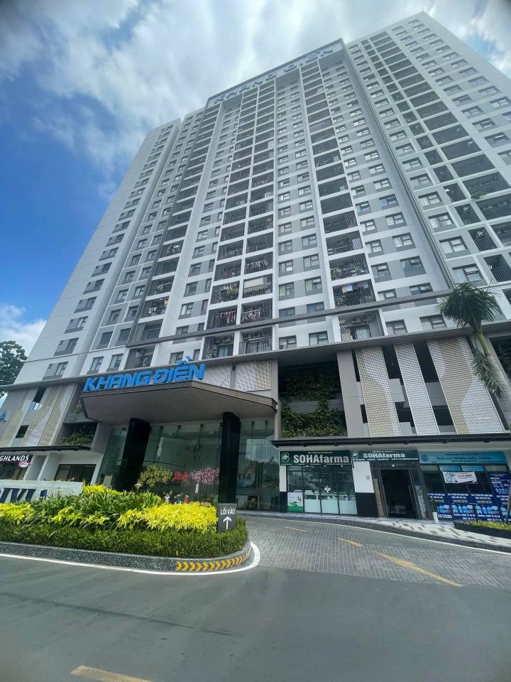 Nhà phố cao cấp độc quyền Tên Lửa